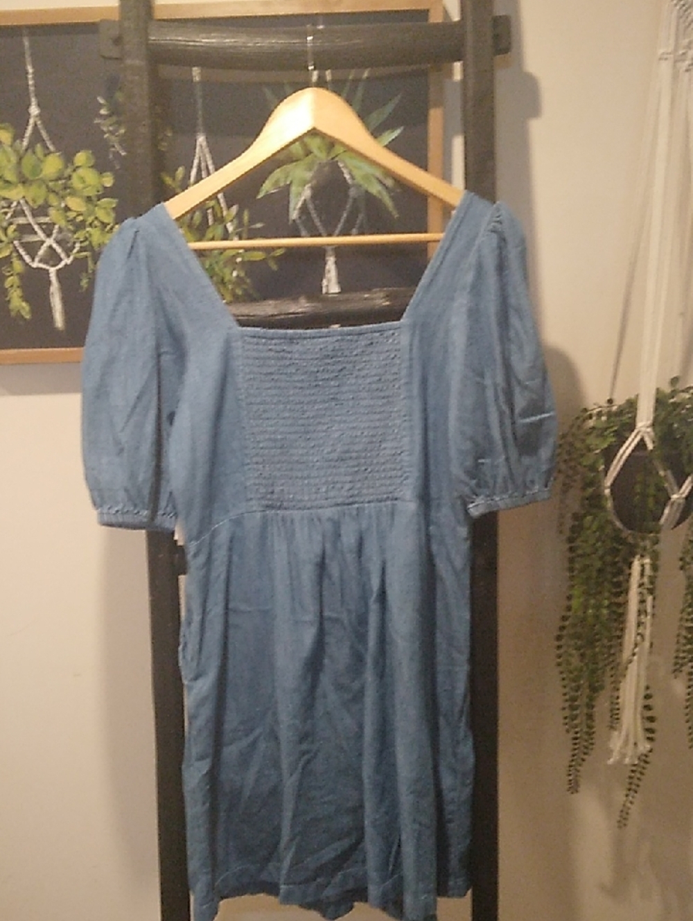 Old Navy Puff Sleeve Denim Mini Dress - Picture 3 of 11